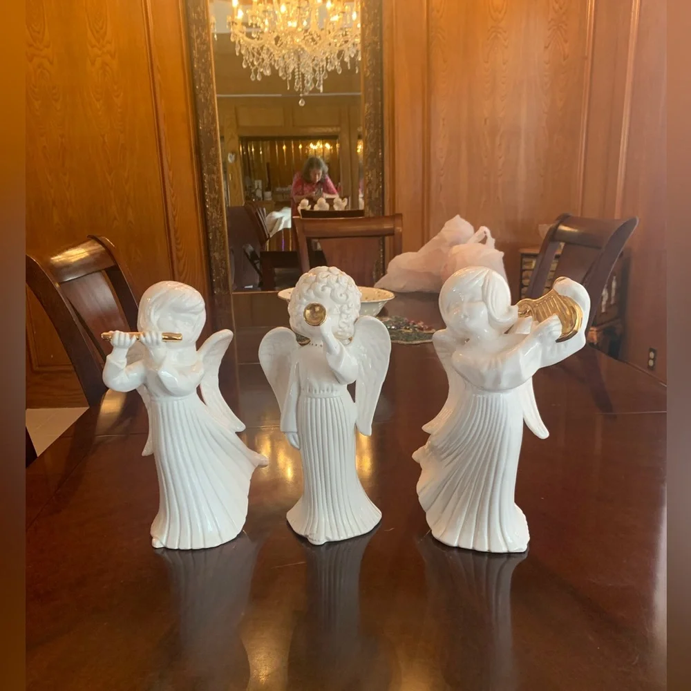 3 ATLANTIC MOLD 12 INCH TALL CERAMIC ANGELS PLAYING CHRISTMAS HYMNS PREOWNED